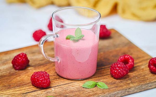 Smoothie framboise express et délicieux !