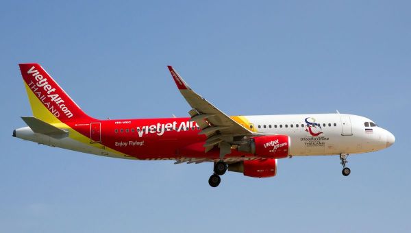 Salon du Bourget : une compagnie vietnamienne commande 100 A321neo à Airbus