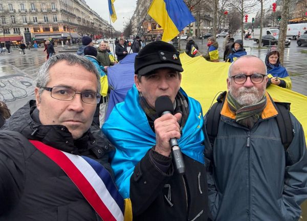 Fournir des armes à l’Ukraine, c’est bien sûr pour la paix en Ukraine, mais aussi pour la paix en Europe !