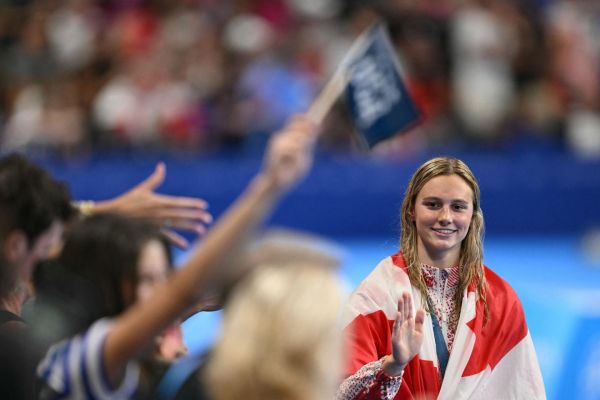 Natation : la Canadienne Summer McIntosh bat le record du monde du 400 m nage libre
