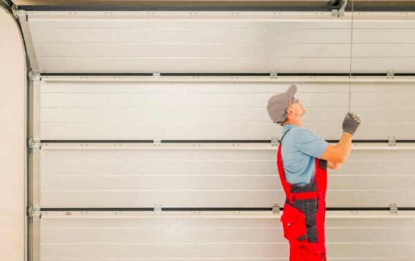 Pourquoi faire appel à un expert pour l'installation de porte de garage à Lyon ?