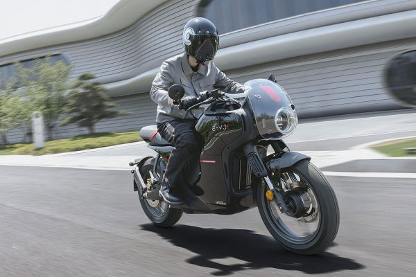 Honda E-VO : la première moto électrique Honda
