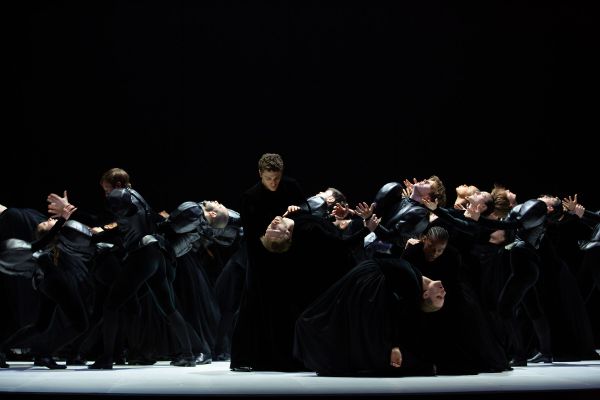 Marcos Morau revisite Roméo et Juliette à l'Opéra de Lille