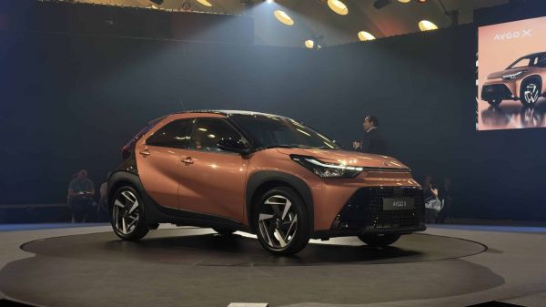 La Toyota Aygo X devient hybride et tant mieux !