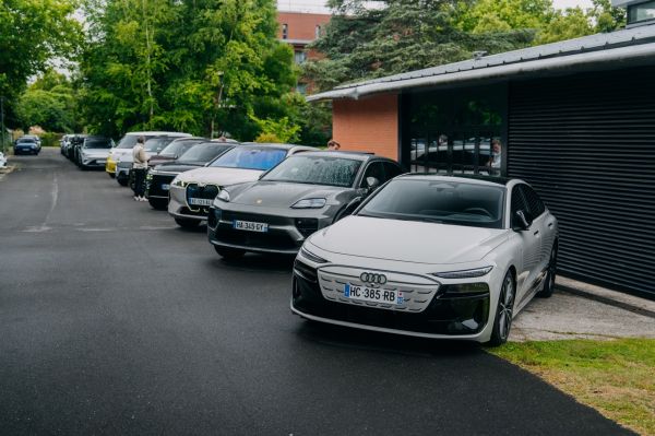 On a participé à élire les voitures électriques et hybrides de l’année : les résultats et notre avis !
