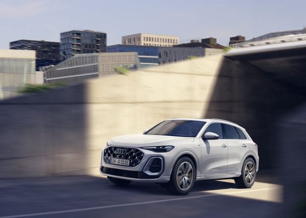 Audi Q5 e-Hybrid : l’hybride rechargeable comme moteur de la gamme en France