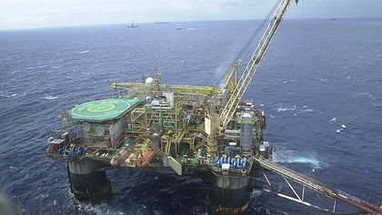 Brésil : pétrole adjugé aux profits