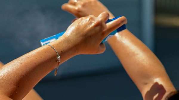 TikTok: ne cédez pas au tatouage solaire, votre peau vous dira merci