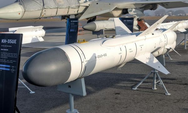 Pour mieux s'y retrouver, la Cour Pénale Internationale demande aux pays en guerre d'étiqueter leurs missiles