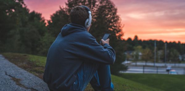Adolescence : Comment se forment les goûts musicaux