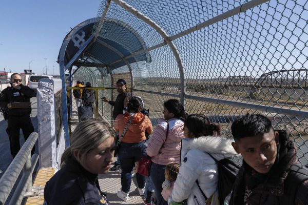 Donald Trump et sa guerre contre les migrants : du rêve américain à la réalité mexicaine