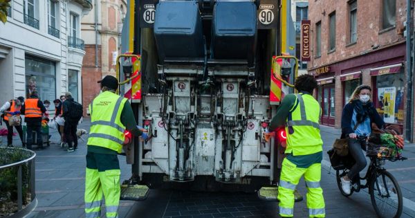 Deux-Sèvres. « De l'aération sous le genou » : les éboueurs de Niort peuvent travailler en short pendant la vague de chaleur