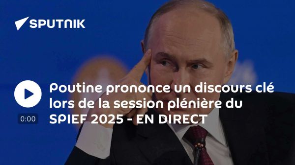 Poutine prononce un discours clé lors de la session plénière du SPIEF 2025 - EN DIRECT