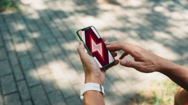 Qu'est-ce que la eSIM et pourquoi l'adopter?