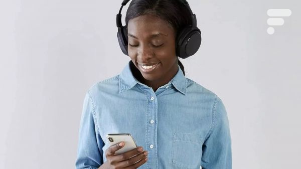 Amazon a fait un casque sans fil à réduction de bruit et il le brade à -64 % en ce moment