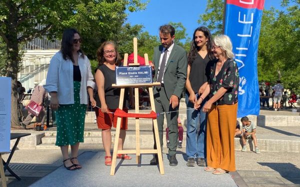 "Changer un narratif historique" : à Lyon, la place Gisèle Halimi remplace officiellement la place Abbé Pierre