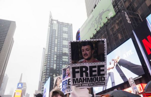 Etats-Unis : La libération de Mahmoud Khalil, figure propalestinienne de Columbia, ordonnée par un juge