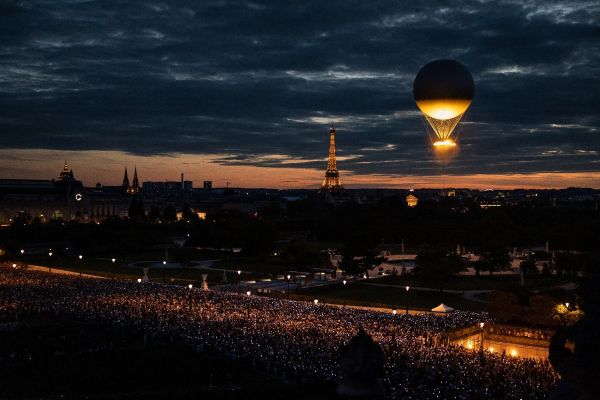 Fête de la musique: grand concert autour de la vasque olympique à Paris
