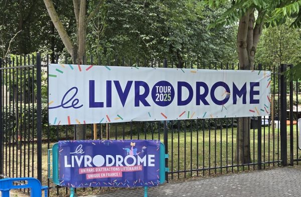 "Le décrochage de la lecture chez les jeunes n'est pas une fatalité"