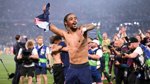 Transfert de Barcola : C'est la panique au PSG !