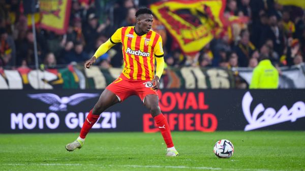 Mercato: une bataille entre l'OL et Nice pour Juma Bah?