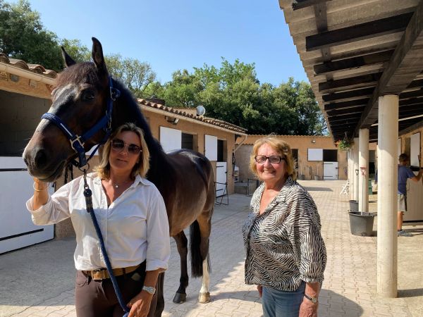 Cette famille de Mandelieu fête ses 50 ans à la tête de leur poney club (et elle ne s'en lasse pas)