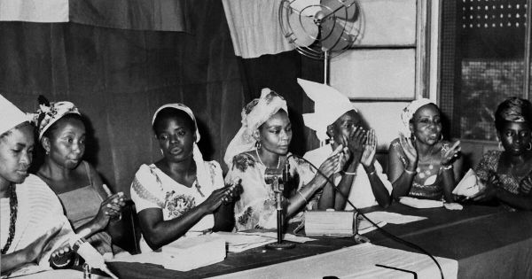 Réactivons les luttes féministes et panafricaines des années 1950, par Madina Thiam