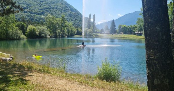 En images. Canicule : les lacs et coins de fraîcheur pris d'assaut