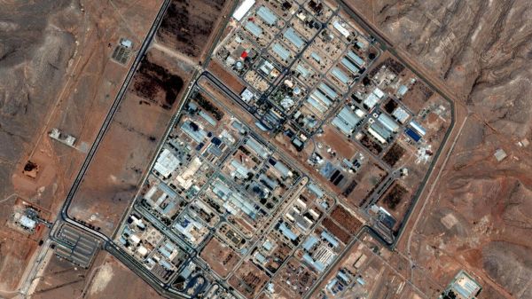 Israël vise le site nucléaire d'Ispahan
