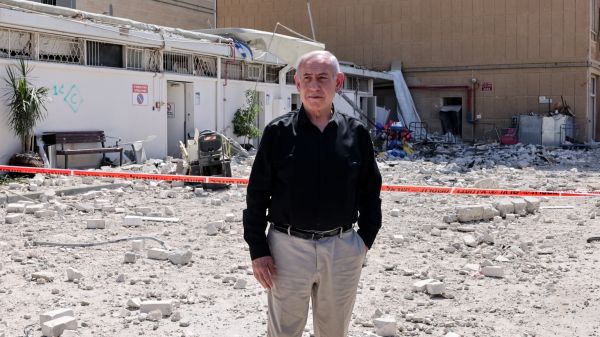 "Mon fils a dû annuler son mariage": Benjamin Netanyahu fait polémique en évoquant "le coût personnel" de la guerre