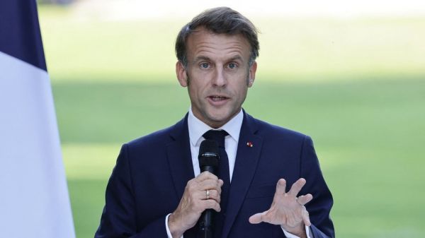 Guerre au Moyen-Orient : Emmanuel Macron affirme que les Européens vont "accélérer les négociations" avec l'Iran, après un appel avec le président iranien
