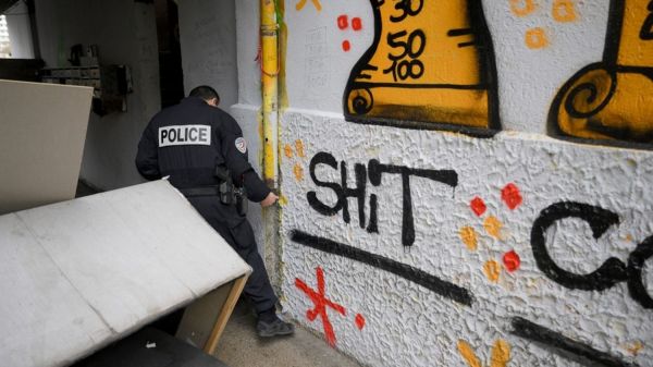 REPORTAGE. Lutte contre le narcotrafic : Marseille veut s'inspirer de l'Île-de-France et de l'Italie pour sortir les mineurs des réseaux de trafiquants