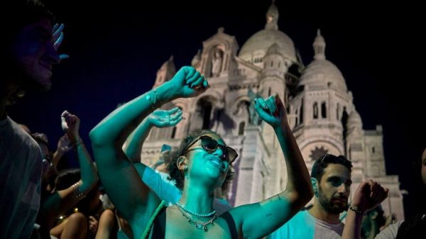 À cause de la vague de chaleur qui écrase la France, certains événements de la Fête de la musique sont annulés