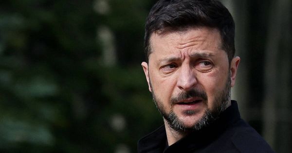 Zelensky accuse la Russie d'avoir rendu à l'Ukraine les corps de 20 soldats russes, et non ukrainiens