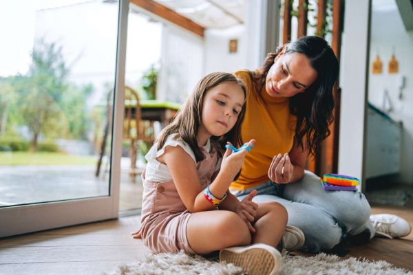 Autisme : des chercheurs alertent sur le retour d'un mythe scientifiquement réfuté
