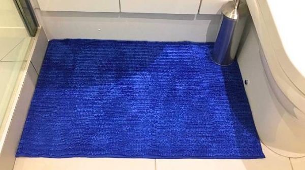 Comment Nettoyer un Tapis de Bain ? 3 Astuces pour Bien le Laver.