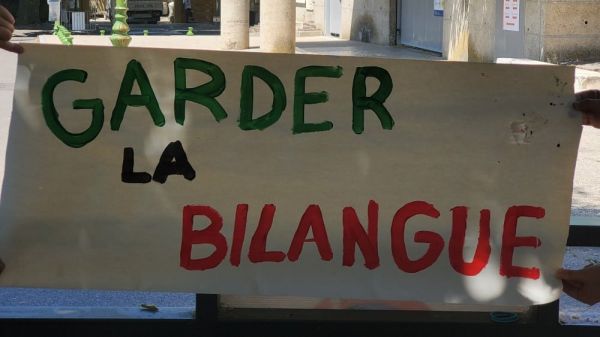 À Mallemort, la suppression annoncée du cursus bilangue italien du collège Collines Durance ne passe pas