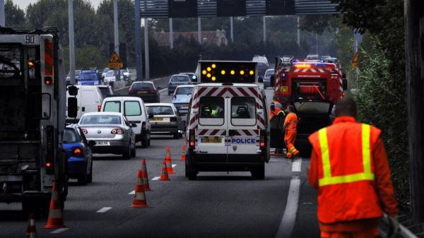 Info trafic : un accident entre 3 véhicules sur l'A50 en direction de Marseille provoque des bouchons importants