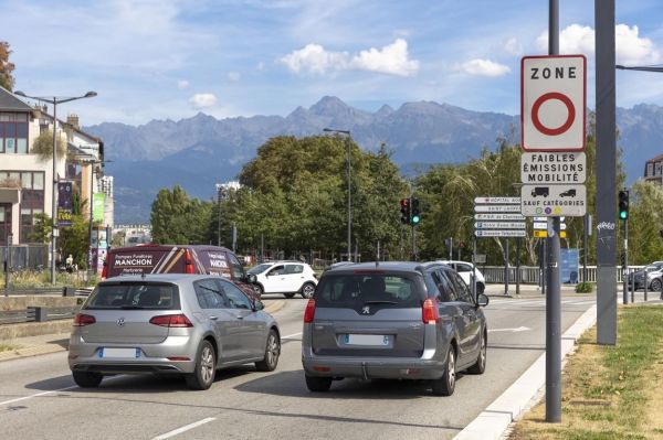 Des Citroën interdites de rouler, fin des ZFE, Audi continue le thermique, Nissan présente la nouvelle Leaf