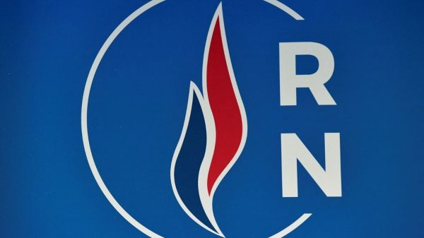 Employé du Rassemblement national tente de se suicider au siège du parti