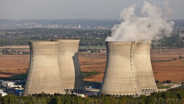 Canicule : EDF alerte sur de possibles baisses de production d'électricité dans le parc nucléaire dès lundi