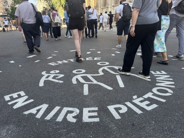 Exit les voitures, place aux piétons sur la Presqu'île de Lyon