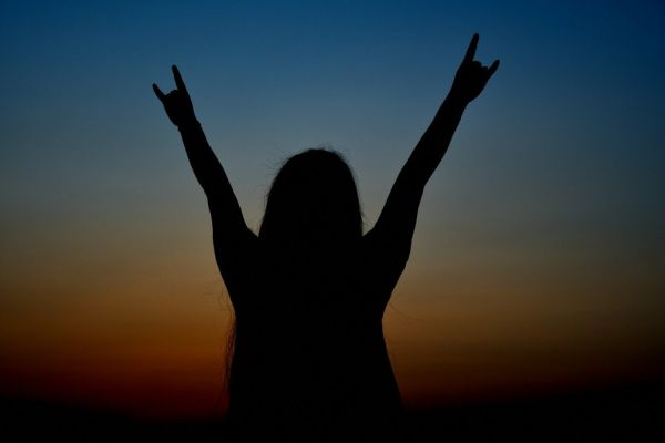 Solstice été 2025 : ces signes qui vont se délester d'un poids invisible