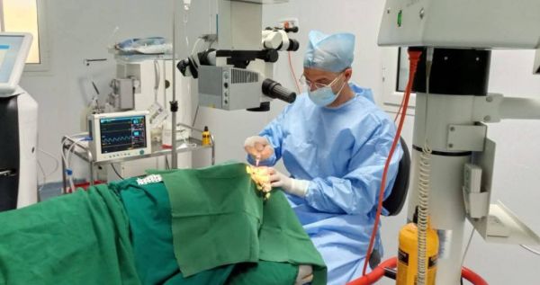 Tunisie : un record africain avec 733 opérations gratuites de la cataracte en 24 heures