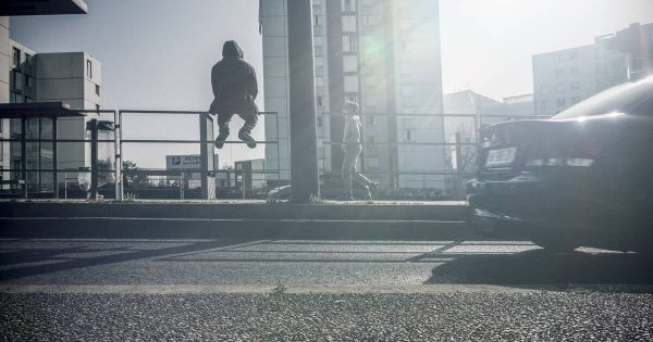 Femme voilée disant avoir été agressée à Reims : «le caractère anti-musulman pas démontré», selon le procureur