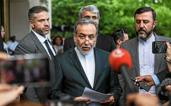Les Européens veulent accélérer les négociations avec l'Iran, qui menace Israël d'une riposte encore « plus dévastatrice »