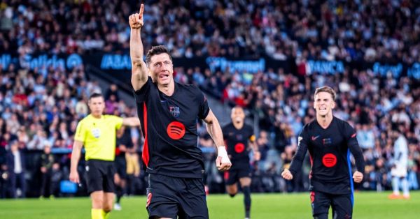 Lewandowski prend tout le monde à contre-pied