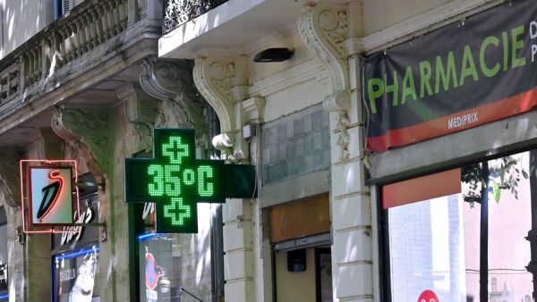 Canicule dans l'Aude : "Je n'ai pas les moyens d'acheter une climatisation", à Narbonne, on s'adapte comme on peut