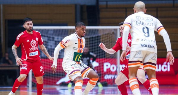 Futsal : l'Étoile Lavalloise championne de France pour la troisième année consécutive