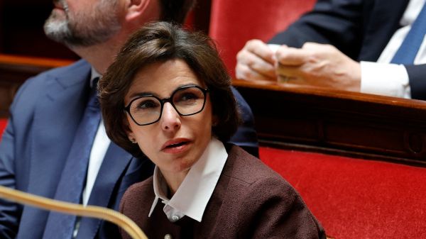 Municipales à Paris : Rachida Dati en tête devant une gauche forte mais divisée